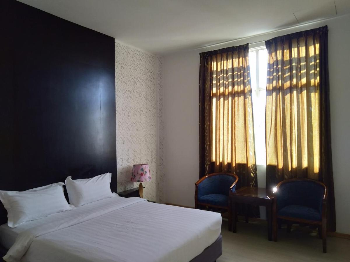Ginasuite Kompleks27 Hotel 반다르스리브가완 외부 사진