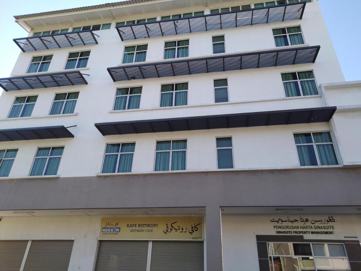 Ginasuite Kompleks27 Hotel 반다르스리브가완 외부 사진