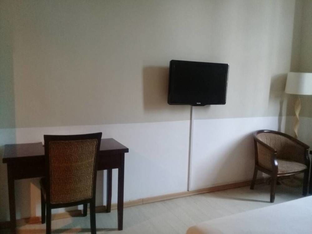 Ginasuite Kompleks27 Hotel 반다르스리브가완 외부 사진