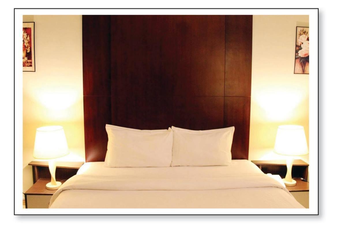 Ginasuite Kompleks27 Hotel 반다르스리브가완 외부 사진